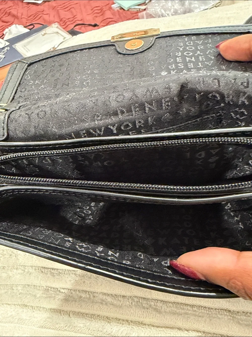 EUC Kate Spade Black Leather Crossbody Wallet Bag